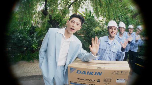 Isaac kết hợp Nhu Đặng, Mew Amazing trong MV "Mr. Lý Tưởng"- Ảnh 3.