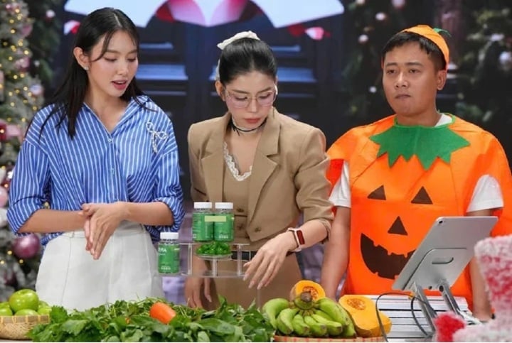 Mối quan hệ của Hoa hậu Thuỳ Tiên và Quang Linh Vlogs- Ảnh 3.