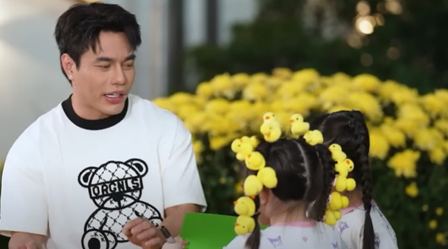 Khoảnh khắc không ngờ của 3 nhóc tỳ nhà Lê Dương Bảo Lâm khi nhắc đến bà ngoại mất vì ung thư- Ảnh 7. Khoảnh khắc không ngờ của 3 nhóc tỳ nhà Lê Dương Bảo Lâm khi nhắc đến bà ngoại mất vì ung thư- Ảnh 7.