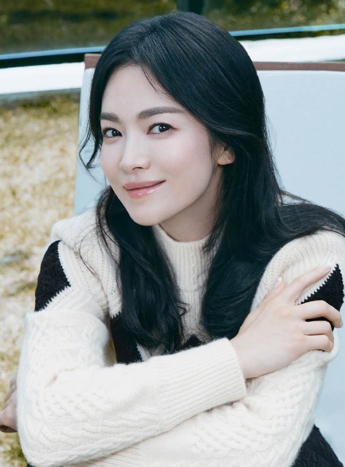 Sốc visual đẹp như búp bê Pháp của Song Hye Kyo, 100 năm nữa vẫn là huyền thoại- Ảnh 1. Sốc visual đẹp như búp bê Pháp của Song Hye Kyo, 100 năm nữa vẫn là huyền thoại- Ảnh 1.