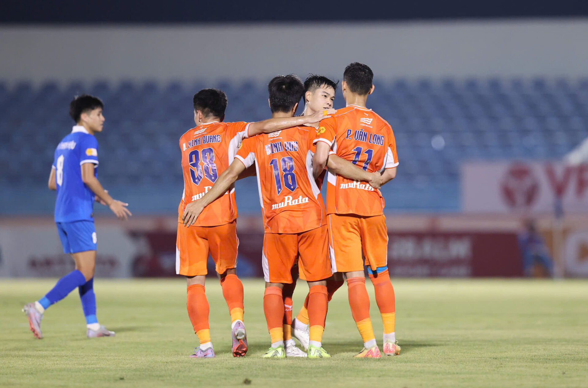 Quyết chiến quân bầu Đức, đại gia một thời của V.League ra kiến nghị đặc biệt cho VPF- Ảnh 1.