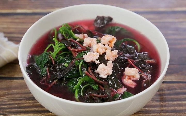 Loại rau luộc lên có nước Loại rau luộc lên có nước