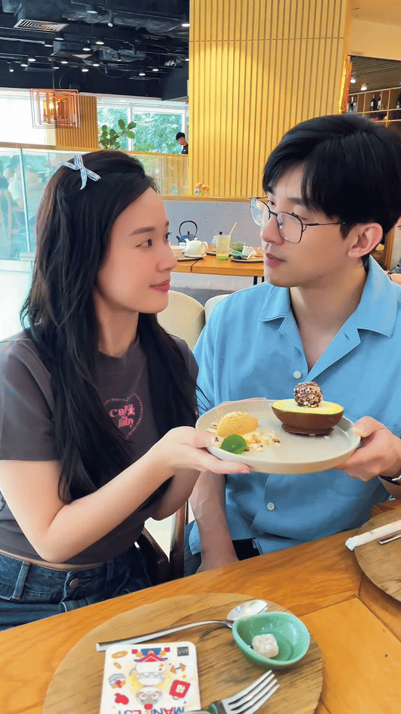 1 năm hôn nhân của Midu, điều hấp dẫn nhất lại chính là... thiếu gia Minh Đạt- Ảnh 3.