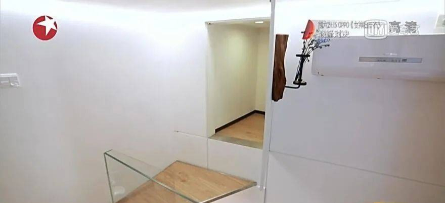 4 thành viên sống trong căn hộ 15m² phơi bày sự thật đáng sợ, diễn biến sau càng khiến người xem 