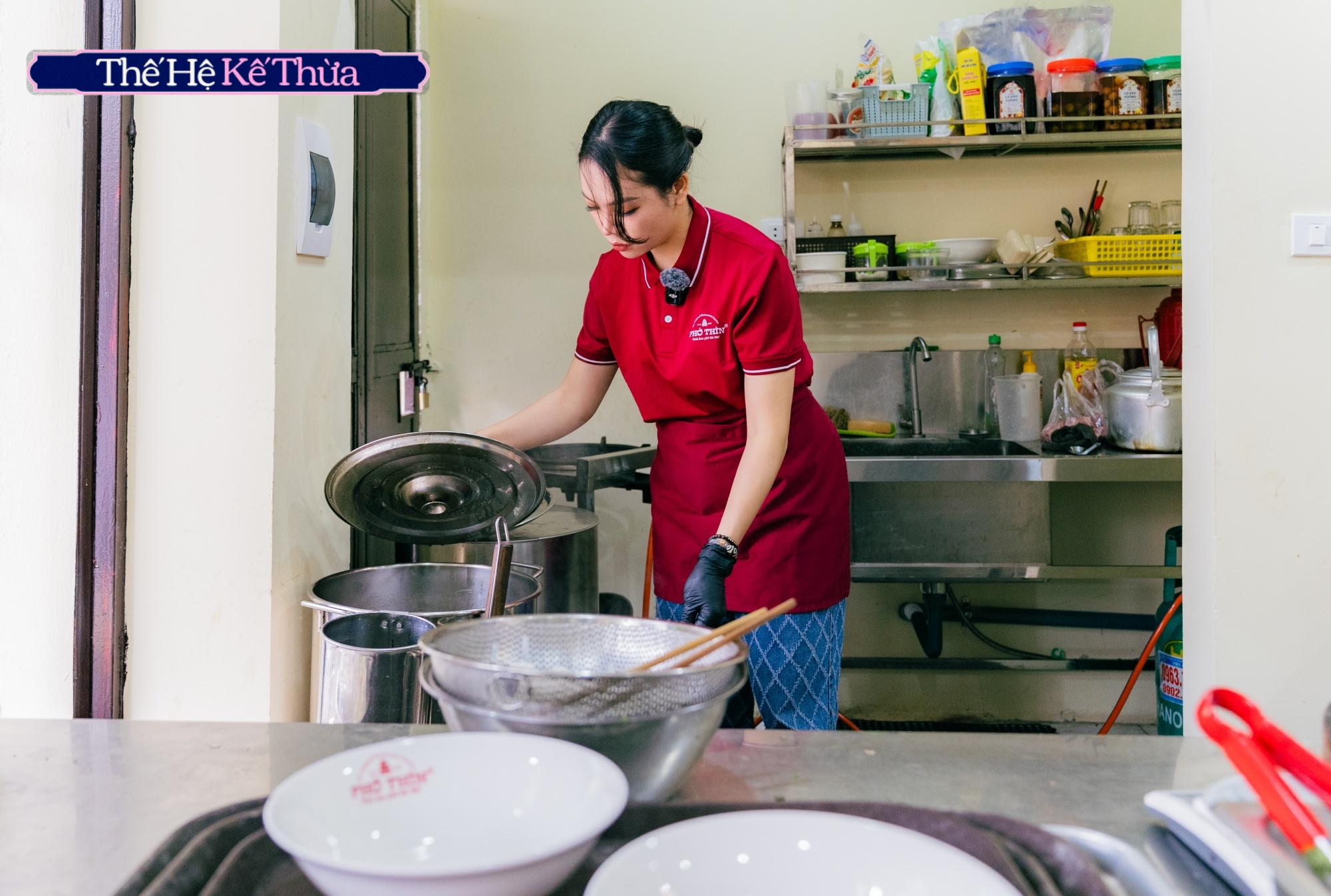 "Bát phở của ông, hoài bão của cháu": Khi thế hệ kế thừa đời thứ 3 của Phở Thìn Bờ Hồ chắp cánh "di sản ẩm thực" Thủ đô- Ảnh 4.