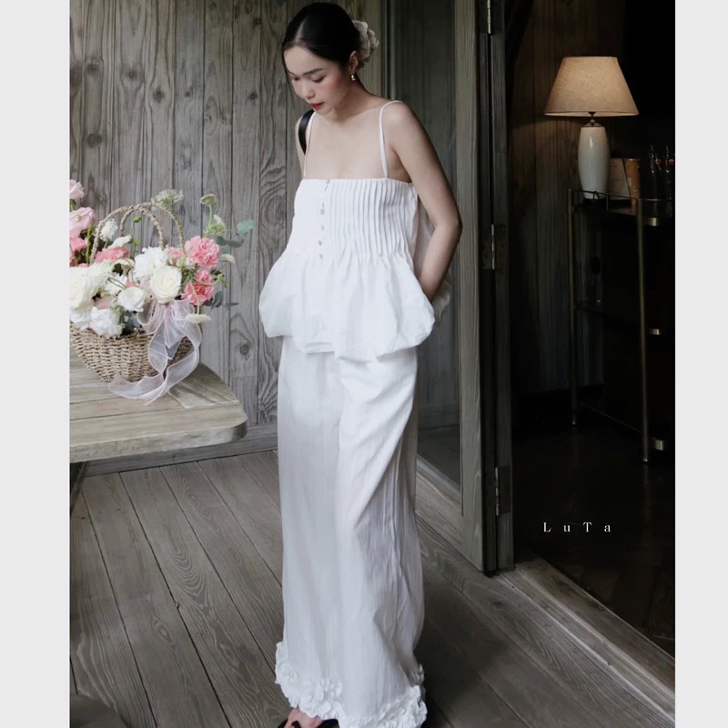 Phong cách thanh thuần đầu hè: Làn gió mới đang khuấy đảo tủ đồ phái đẹp!- Ảnh 17.