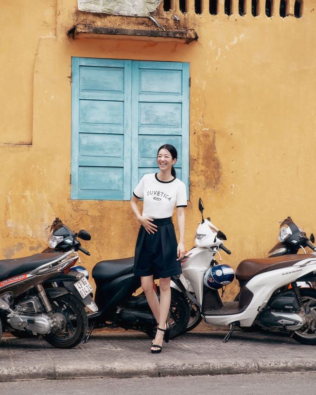 Hết Seo Ye Ji lại đến Seulgi gây sốt ở Phú Quốc, Việt Nam đang hot cỡ nào mà sao Hàn nườm nượp kéo đến?- Ảnh 9.
