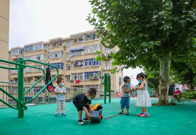 "Con chị trộm đồ của con tôi" - người mẹ nghe xong nói 1 câu sắc bén: Có mẹ tuyệt vời như này, con cái "sĩ" cả một đời!- Ảnh 1.