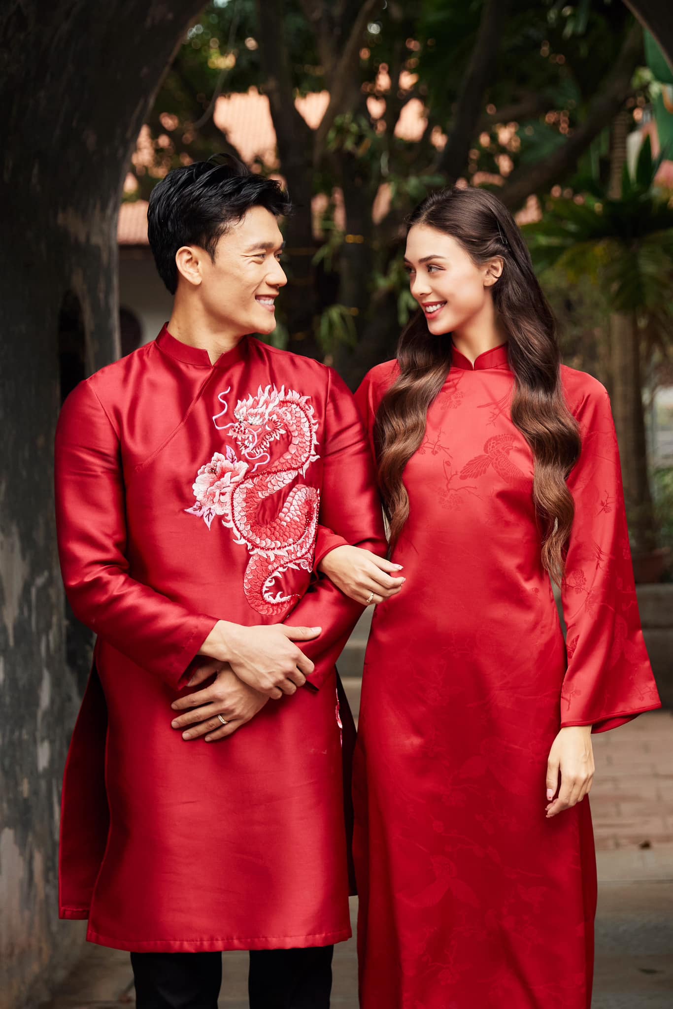 Vợ Tây của Bùi Tiến Dũng ghi điểm tuyệt đối bởi món quà siêu tinh tế tặng chồng, chuẩn 