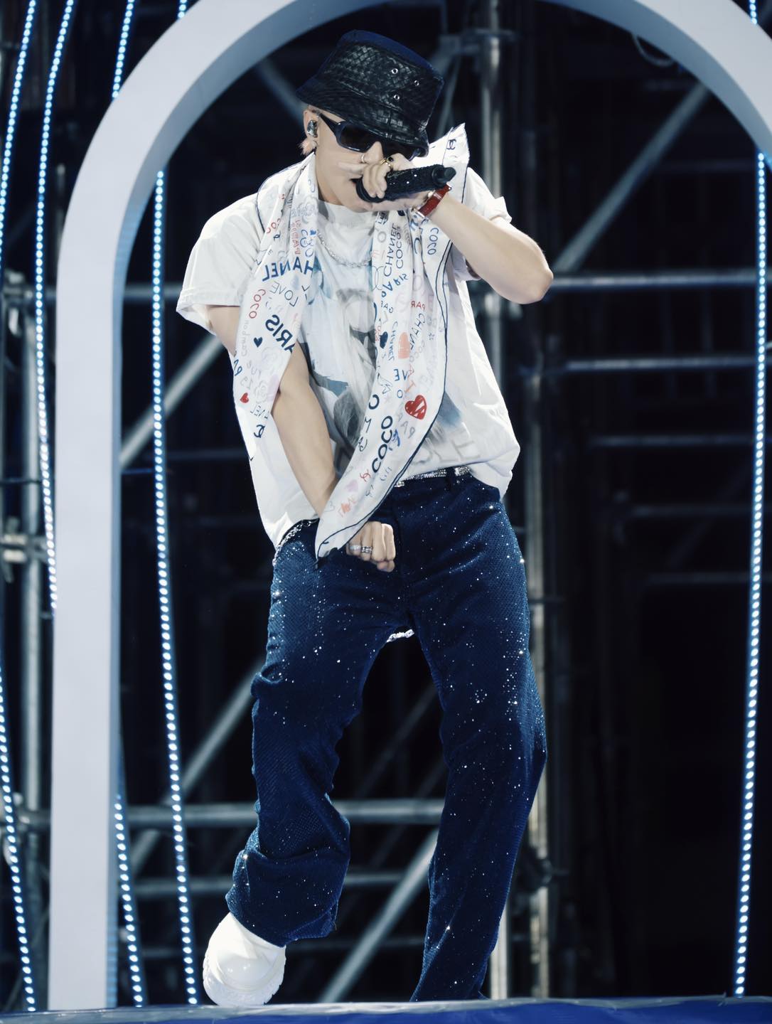 5 MV đạt 200 triệu view nhanh nhất Việt Nam: Hoà Minzy được “quốc dân độ” vươn lên Top 1, Sơn Tùng xếp sau nhân tố tranh cãi- Ảnh 9.
