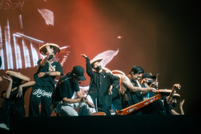 SOOBIN bất ngờ tung bài mới ngay trước thềm concert đầu tiên, dự đoán khiến hàng nghìn người ôm nhau cùng khóc- Ảnh 3.