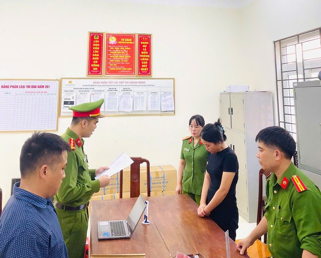 Bắt tạm giam "hot girl lừa đảo" Lộc Thị Thúy- Ảnh 1.