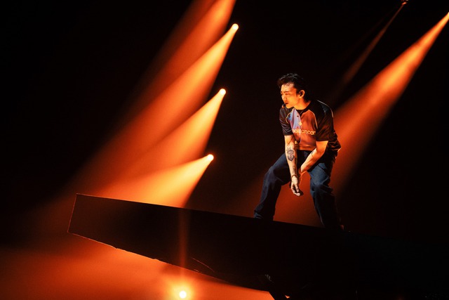 SOOBIN bất ngờ tung bài mới ngay trước thềm concert đầu tiên, dự đoán khiến hàng nghìn người ôm nhau cùng khóc- Ảnh 4.
