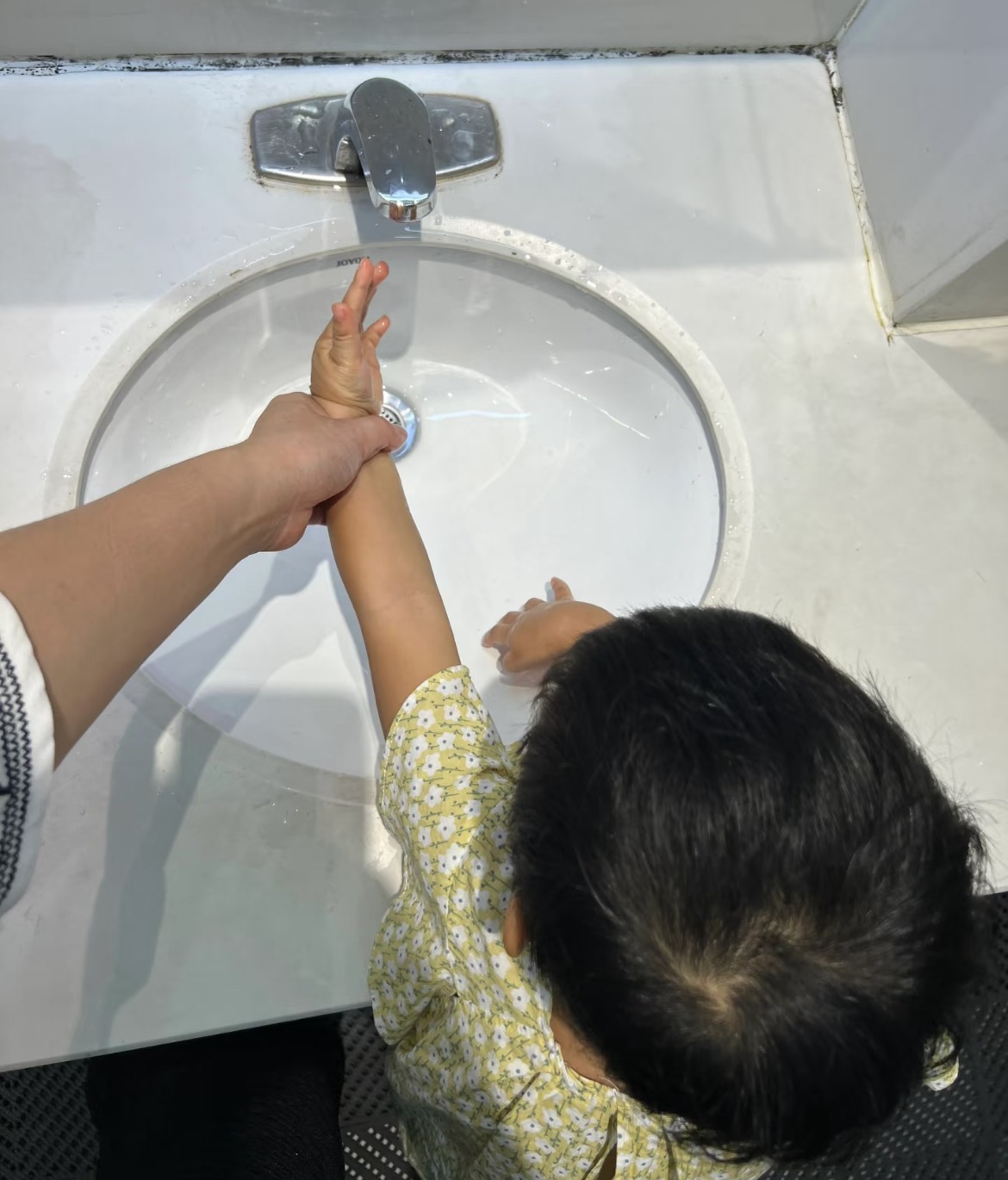 10 thiết kế "đi vào lòng đất" khiến người dùng tăng xông, muốn gọi nhà sản xuất ra nói chuyện!- Ảnh 3.