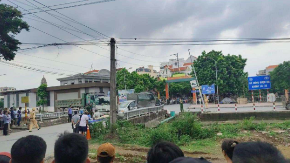 Gây tai nạn làm 4 mẹ con tử vong, 2 tài xế bị tuyên phạt tổng cộng 17 năm tù- Ảnh 2.
