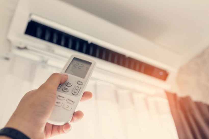 Ban đêm ngủ bật điều hoà 28 - 29 độ có tiết kiệm điện không?- Ảnh 2.