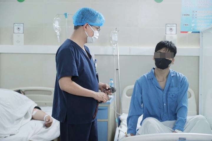 Ca COVID-19 tăng trở lại, có bệnh nhân phải thở oxy- Ảnh 1.