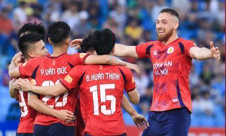 Lùi lịch 2 trận đấu của CLB Công an Hà Nội- Ảnh 1.