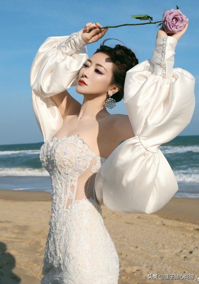 Nữ thần cổ trang bị bạn trai tung ảnh nóng chấn động, nay có cái kết bất ngờ bên “hồng hài nhi”- Ảnh 5. Nữ thần cổ trang bị bạn trai tung ảnh nóng chấn động, nay có cái kết bất ngờ bên “hồng hài nhi”- Ảnh 5.