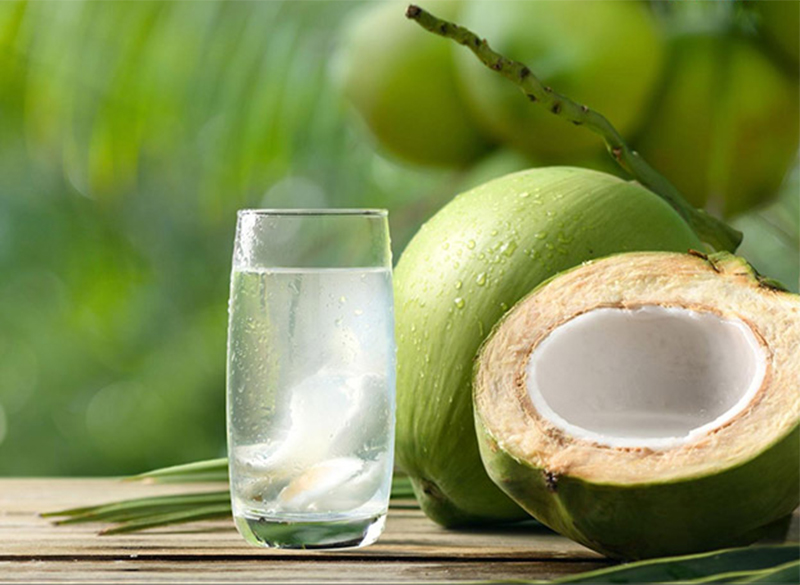 Loại nước "kem chống nắng" ngăn da nhăn nheo, đen sạm đang đầy chợ Việt, đi biển dùng đều đảm bảo da luôn căng mọng collagen- Ảnh 2.