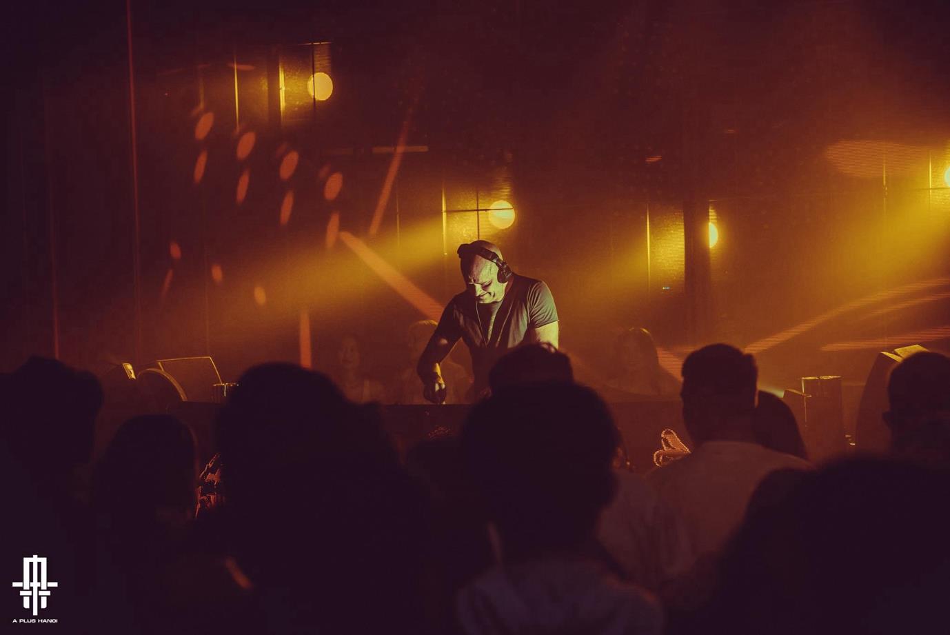 “Quẩy” cùng DJ hạng 72 thế giới tại A Plus Hanoi- Ảnh 3.