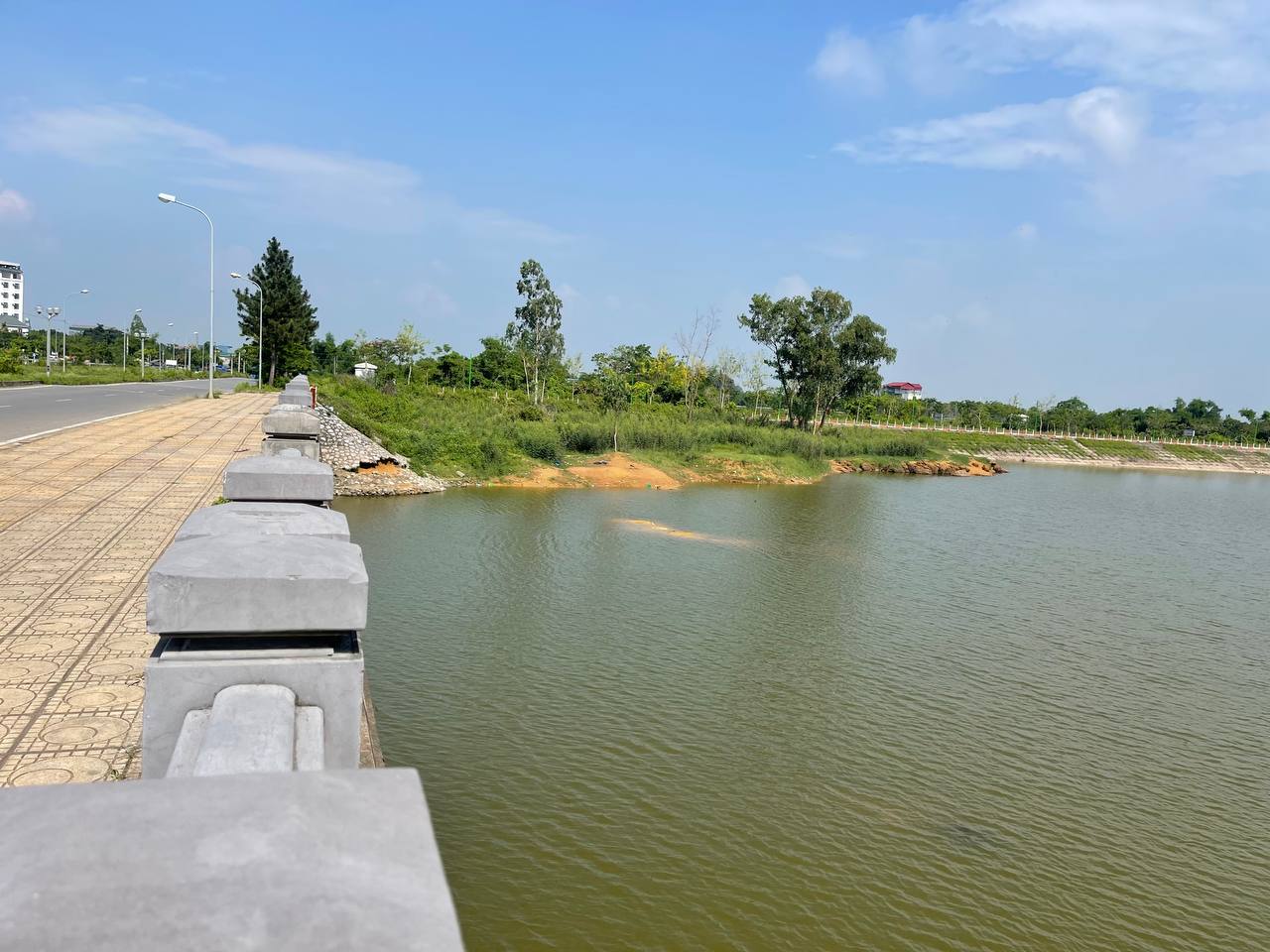 Vụ 2 sinh viên tử vong khi quay clip diễn tả cứu người bị đuối nước: Người dân kể lại khoảnh khắc kinh hoàng- Ảnh 2.