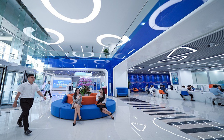 42 phòng giao dịch của Vietinbank, Sacombank, SCB bị "xóa sổ", chuyện gì đã xảy ra?- Ảnh 1.
