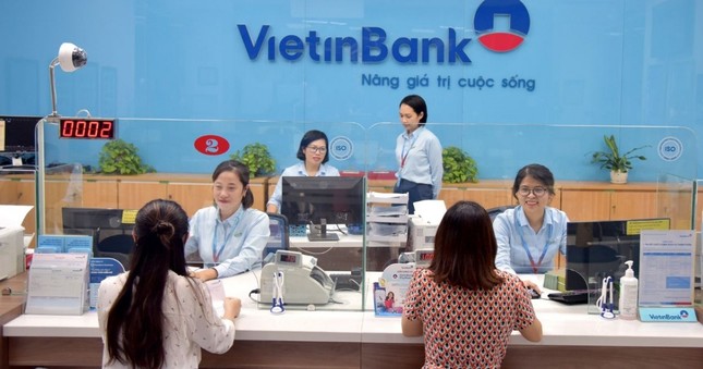 Ngân hàng dùng AI "cắt"nhân sự thế nào?- Ảnh 1.