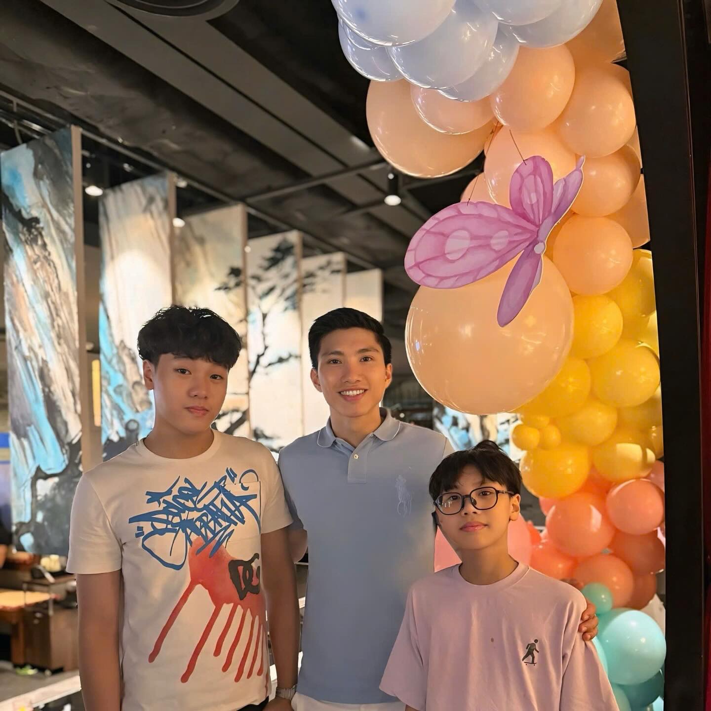 Em vợ cực phẩm gây sốt với thái độ dành cho Văn Hậu, nhìn là biết Doãn Hải My dạy dỗ nghiêm thế nào!- Ảnh 4.