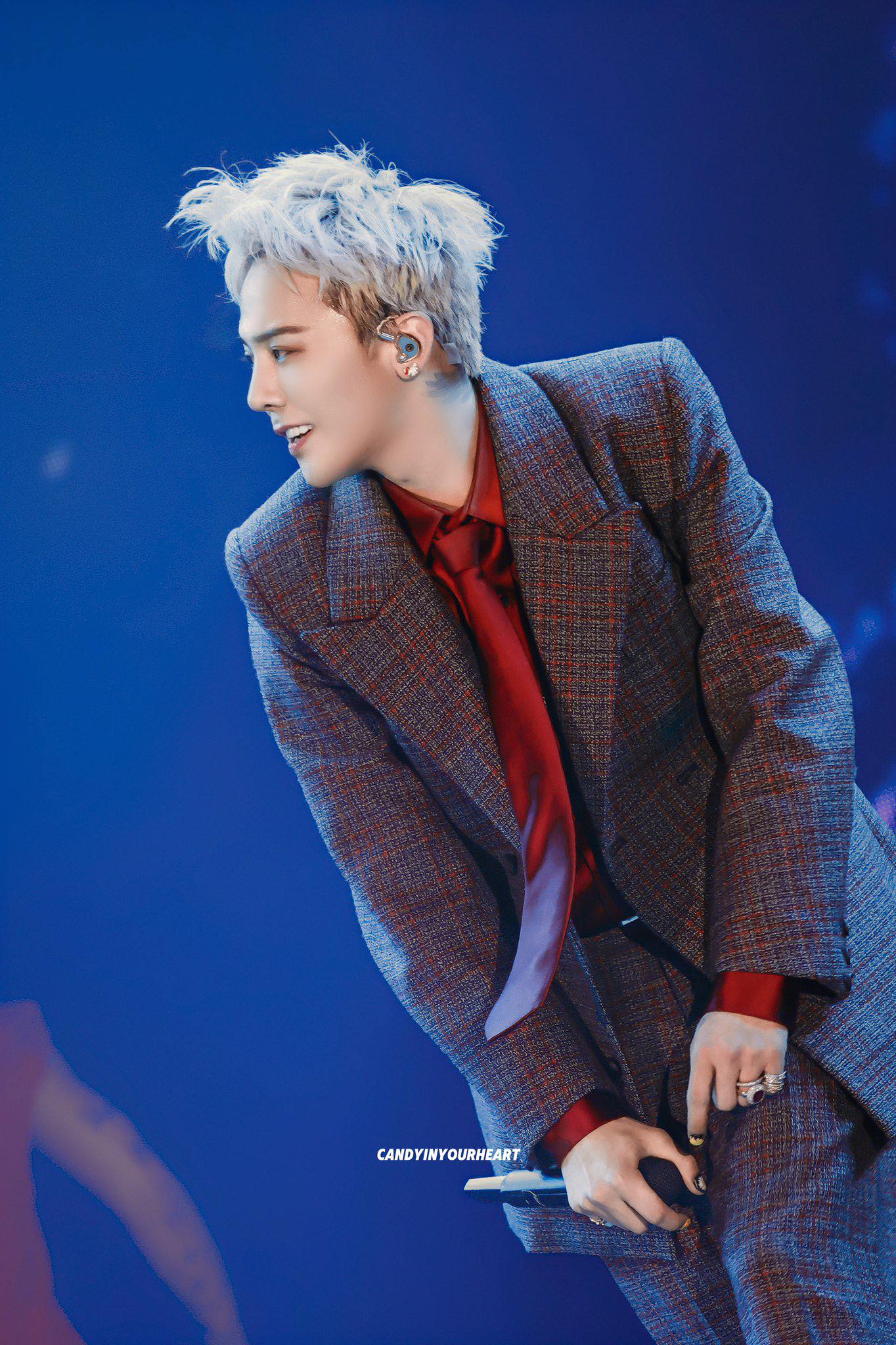 Chính thức sold-out vé mega concert có G-Dragon tại Mỹ Đình: Hàng đợi lên đến 50 nghìn người, nhiều fan vẫn tiếc nuối- Ảnh 2.