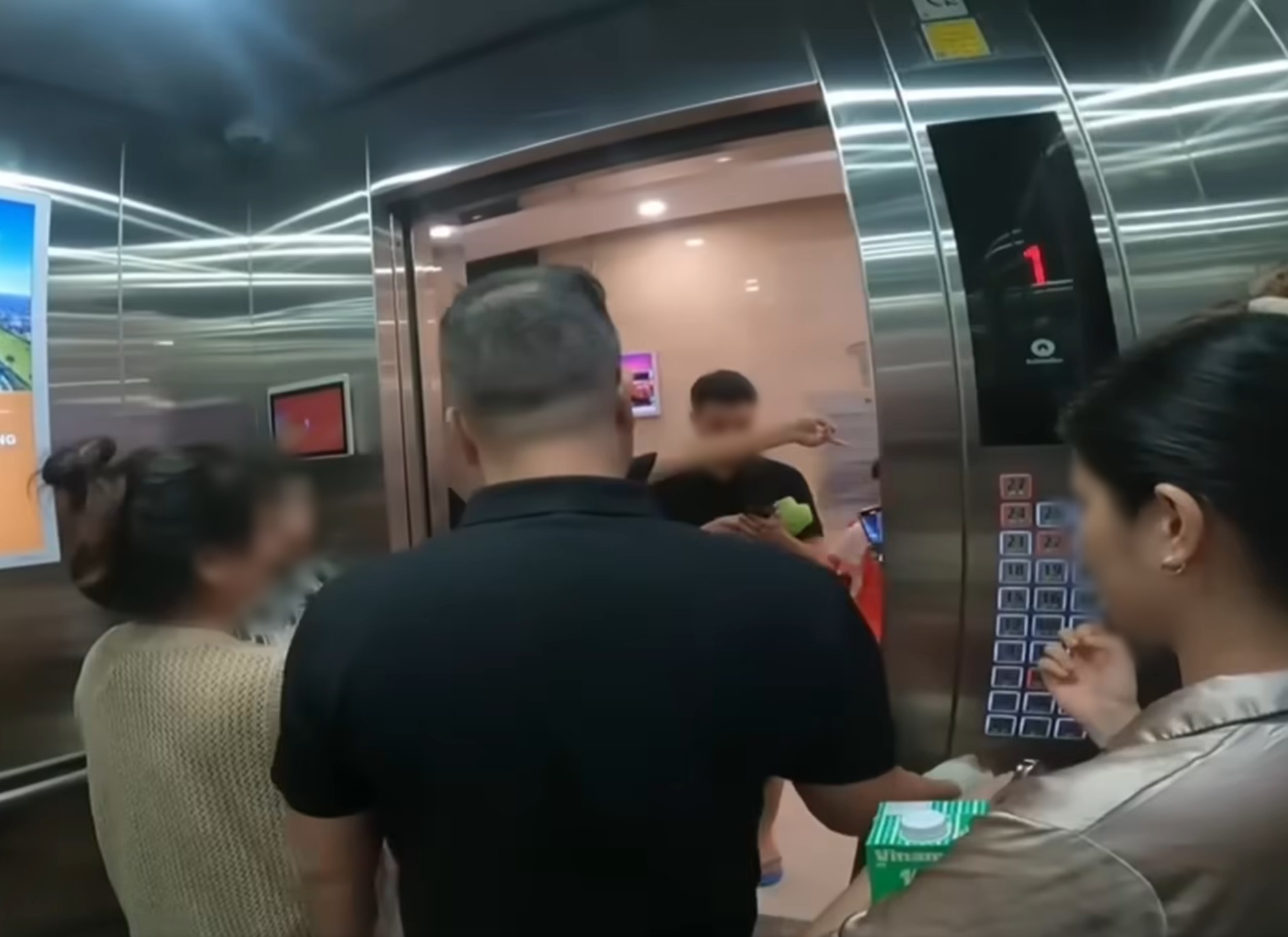 Gia đình PTTC xin lỗi sau vụ 