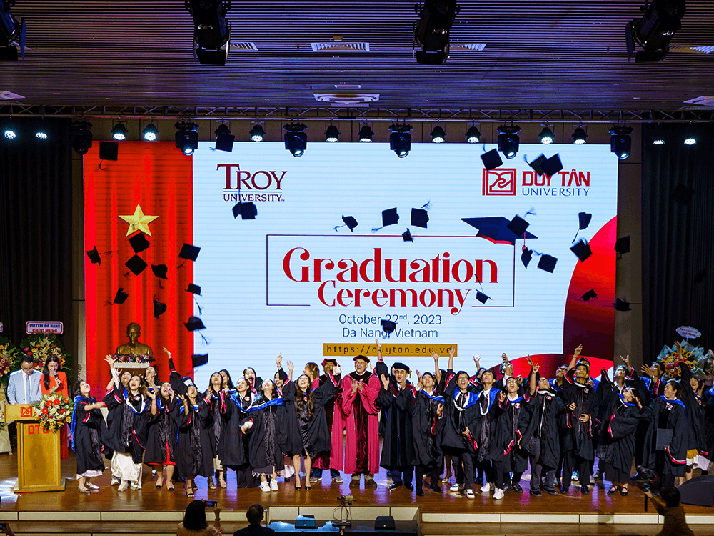Du học Mỹ tại Đà Nẵng: Giới trẻ rục rịch săn học bổng Troy- Ảnh 3.