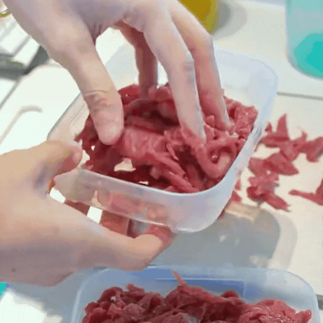 Cách bảo quản thịt bò lúc nào cũng như mới mua - mẹ đảm chia sẻ mẹo cấp đông cực hiệu quả- Ảnh 7.