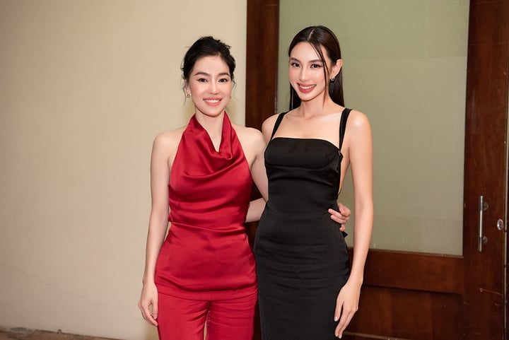 Công ty Sen Vàng vô trách nhiệm với Hoa hậu Thuỳ Tiên- Ảnh 1. Công ty Sen Vàng vô trách nhiệm với Hoa hậu Thuỳ Tiên- Ảnh 1.