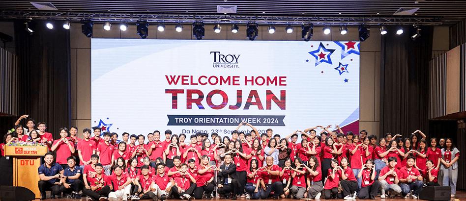 Du học Mỹ tại Đà Nẵng: Giới trẻ rục rịch săn học bổng Troy- Ảnh 6.
