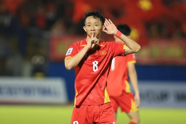 "Chiến binh Thường Châu cuối cùng" chia tay phố Núi, bầu Đức ấp ủ kế hoạch lớn cho HAGL- Ảnh 1. "Chiến binh Thường Châu cuối cùng" chia tay phố Núi, bầu Đức ấp ủ kế hoạch lớn cho HAGL- Ảnh 1.