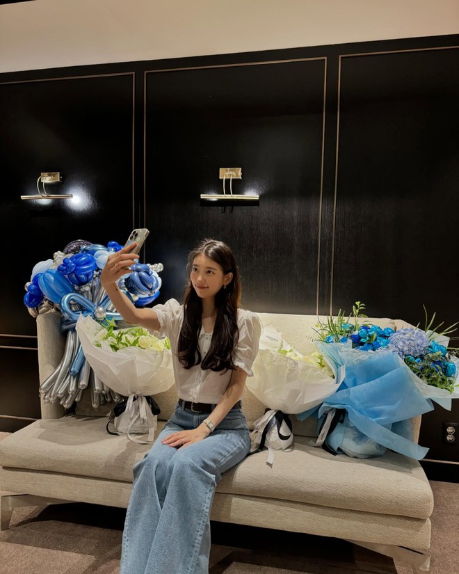 Cứ mix quần jeans theo 4 công thức này, đảm bảo bạn sẽ có outfit đẹp bất bại như loạt sao Hàn - Việt- Ảnh 16. Cứ mix quần jeans theo 4 công thức này, đảm bảo bạn sẽ có outfit đẹp bất bại như loạt sao Hàn - Việt- Ảnh 16.