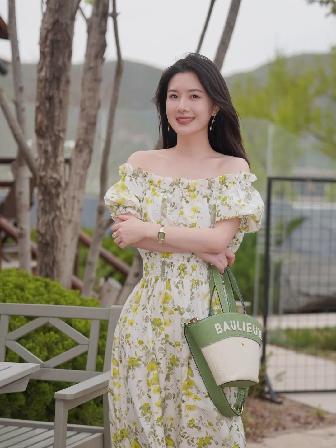 3 con giáp này nên tăng cường mặc váy hoa trong mùa hè: Không chỉ hút may mắn mà còn kích hoạt tài lộc, nhân duyên thuận đủ đường- Ảnh 1.