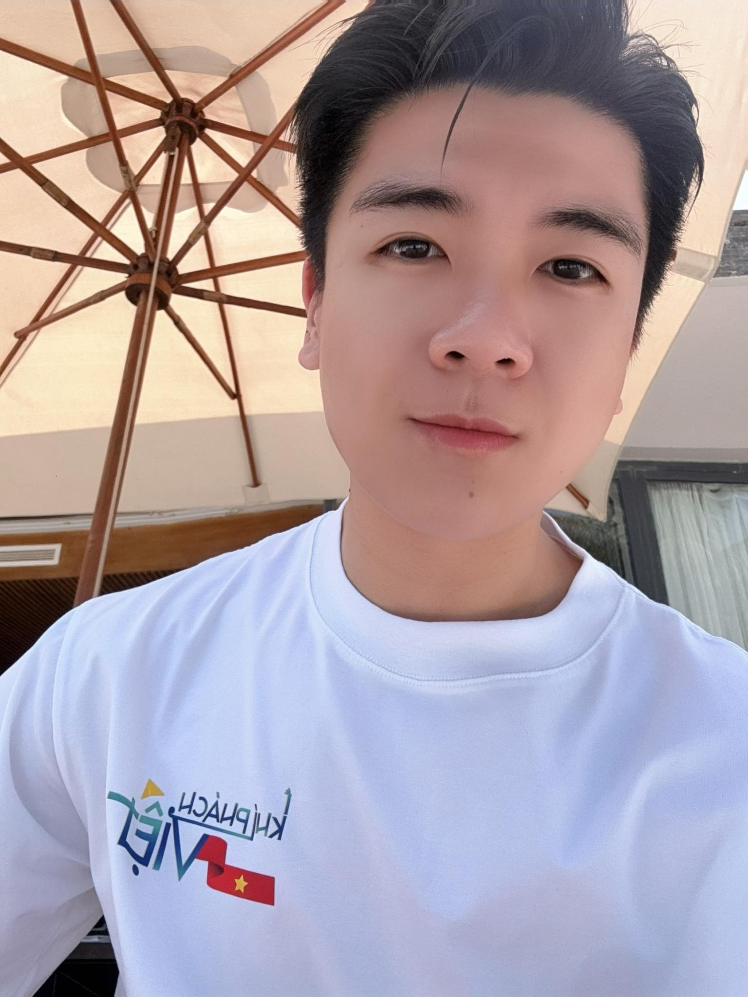 2 thiếu gia nhà bầu Hiển: Anh làm 