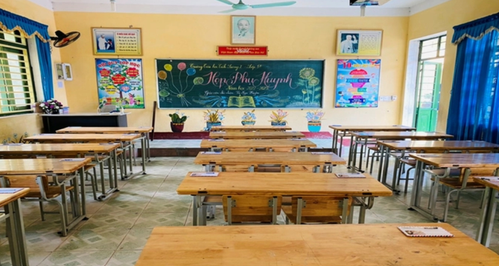 Kể chuyện "nhường" phần thưởng cuối năm học, bà mẹ gây tranh cãi dữ dội: Quan điểm giáo dục khác biệt hay tự cô lập con?- Ảnh 1.