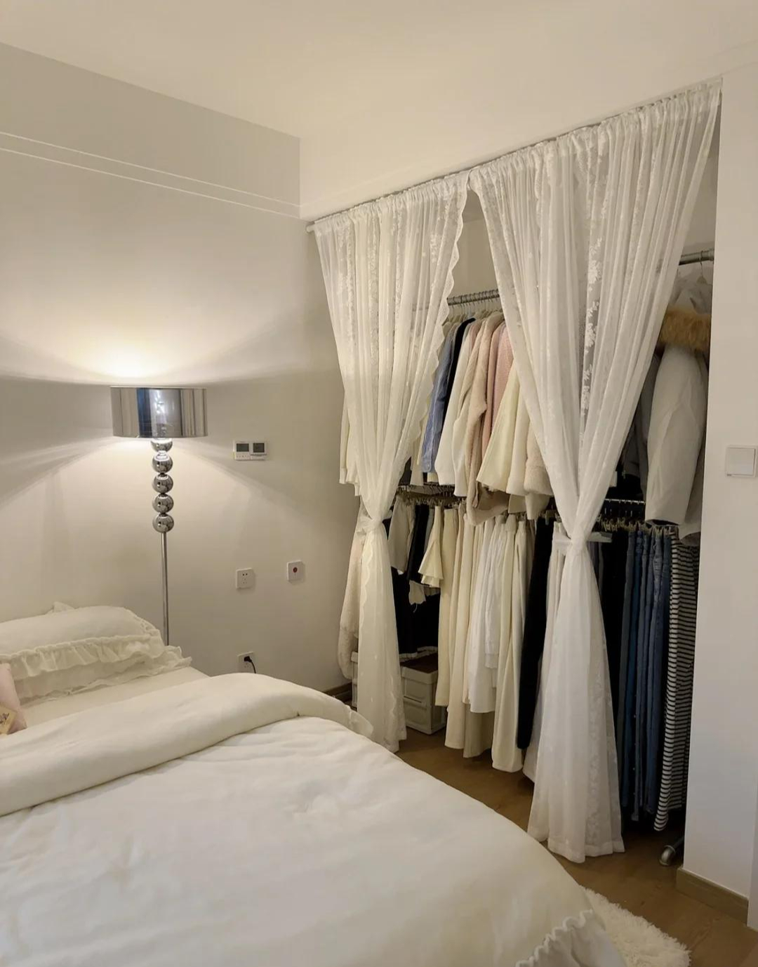 Tủ quần áo truyền thống dần biến mất khỏi phòng ngủ: Nhiều người chuyển sang 3 cách này vì tiện hơn, đẹp hơn và rẻ một nửa- Ảnh 6.