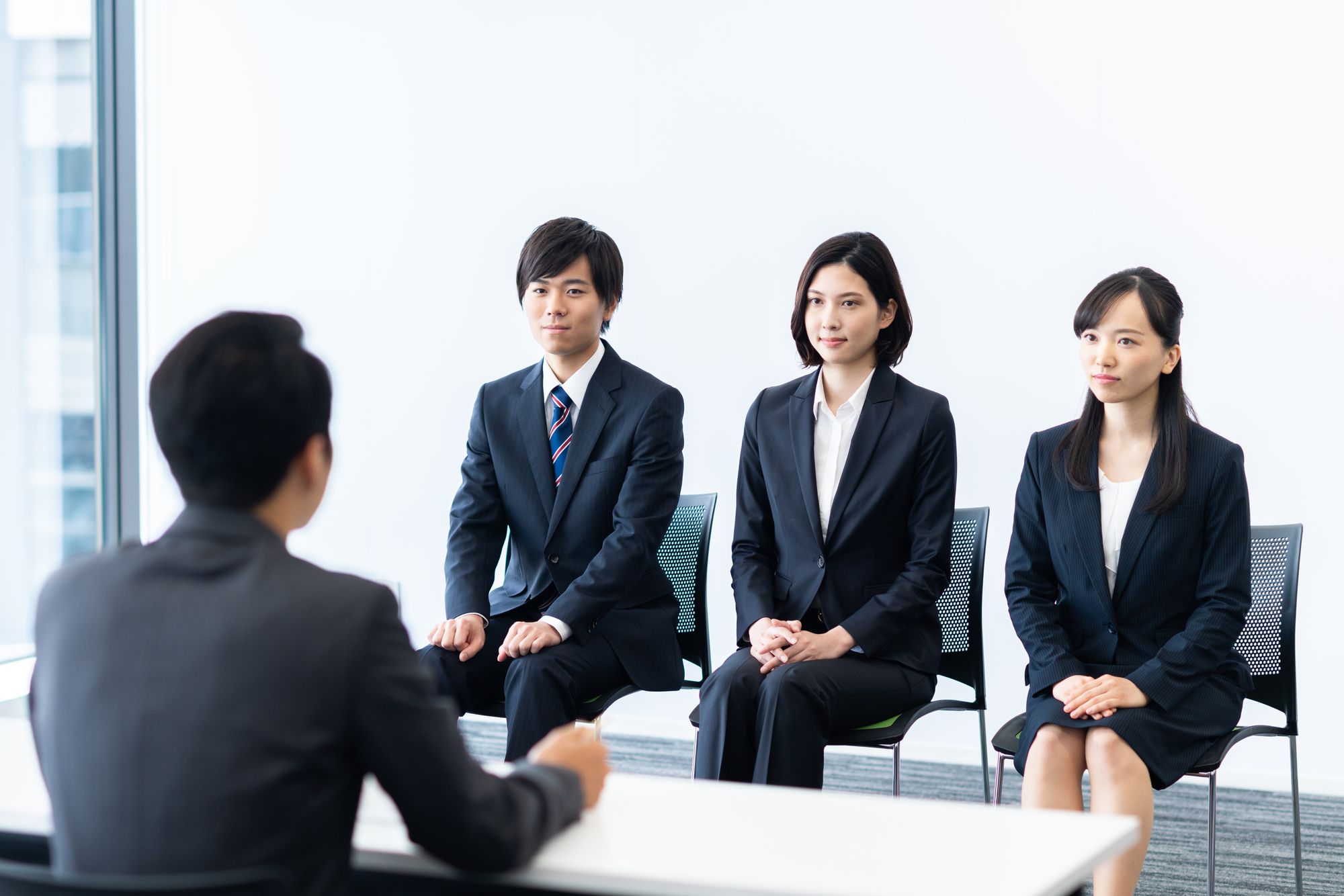 "Cái gì lúc thì ngắn, lúc thì dài, lúc thì to, lúc thì nhỏ?" - Nữ ứng viên đáp gọn hai từ khiến nhà tuyển dụng gật gù nể phục- Ảnh 1.