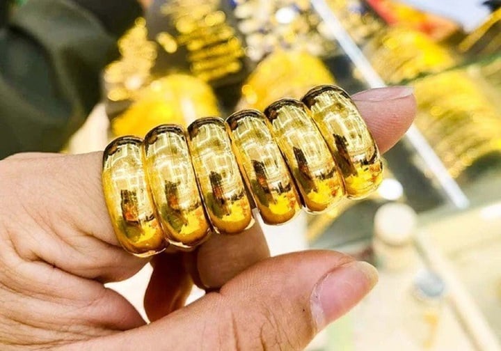 Giá vàng thế giới tăng mạnh, vàng trong nước thế nào?- Ảnh 2.