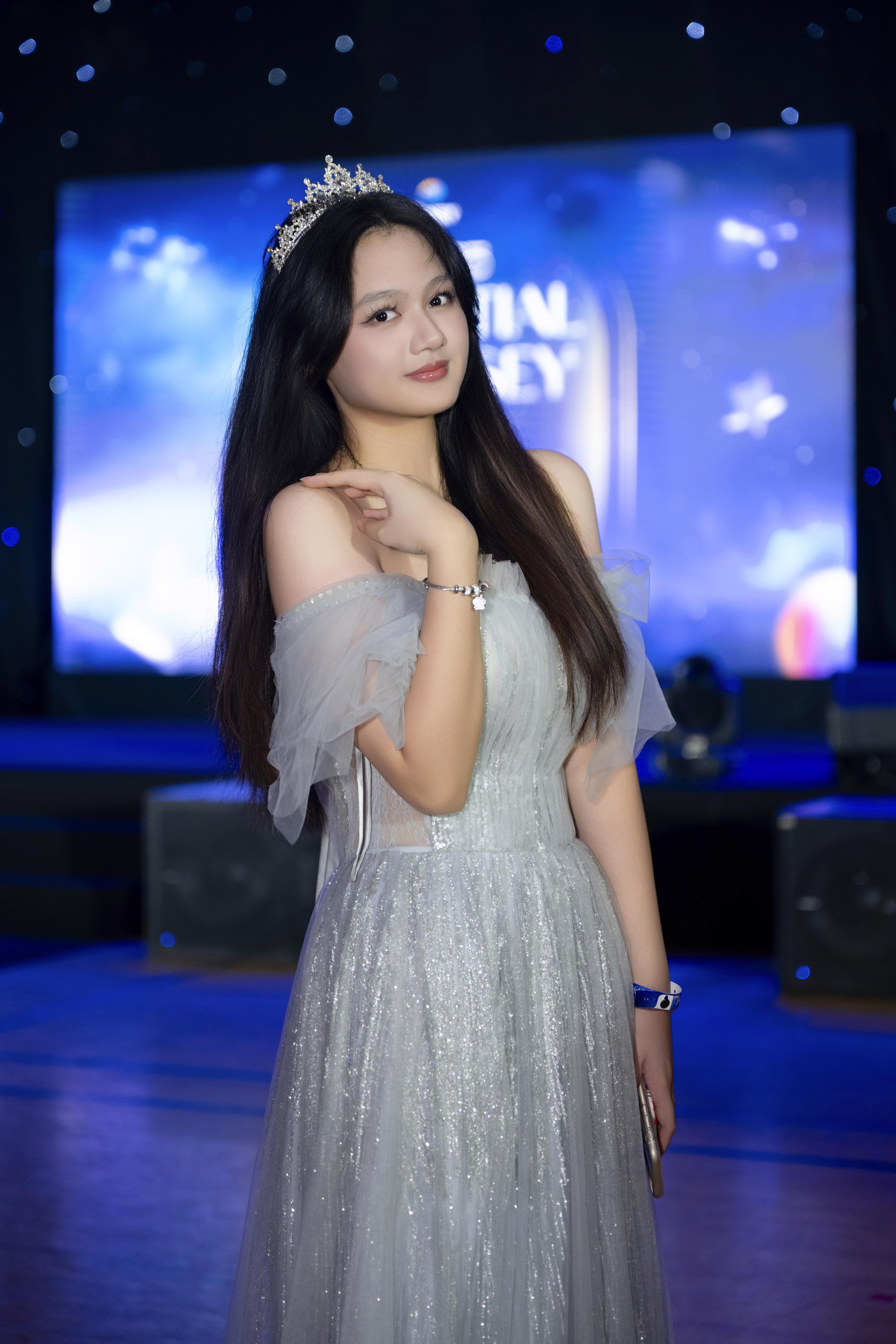 Prom cuối cấp sang - xịn của trường quốc tế: Quá nhiều "công chúa" xuất hiện và 2 chữ ĐẲNG CẤP là không đủ!- Ảnh 14.