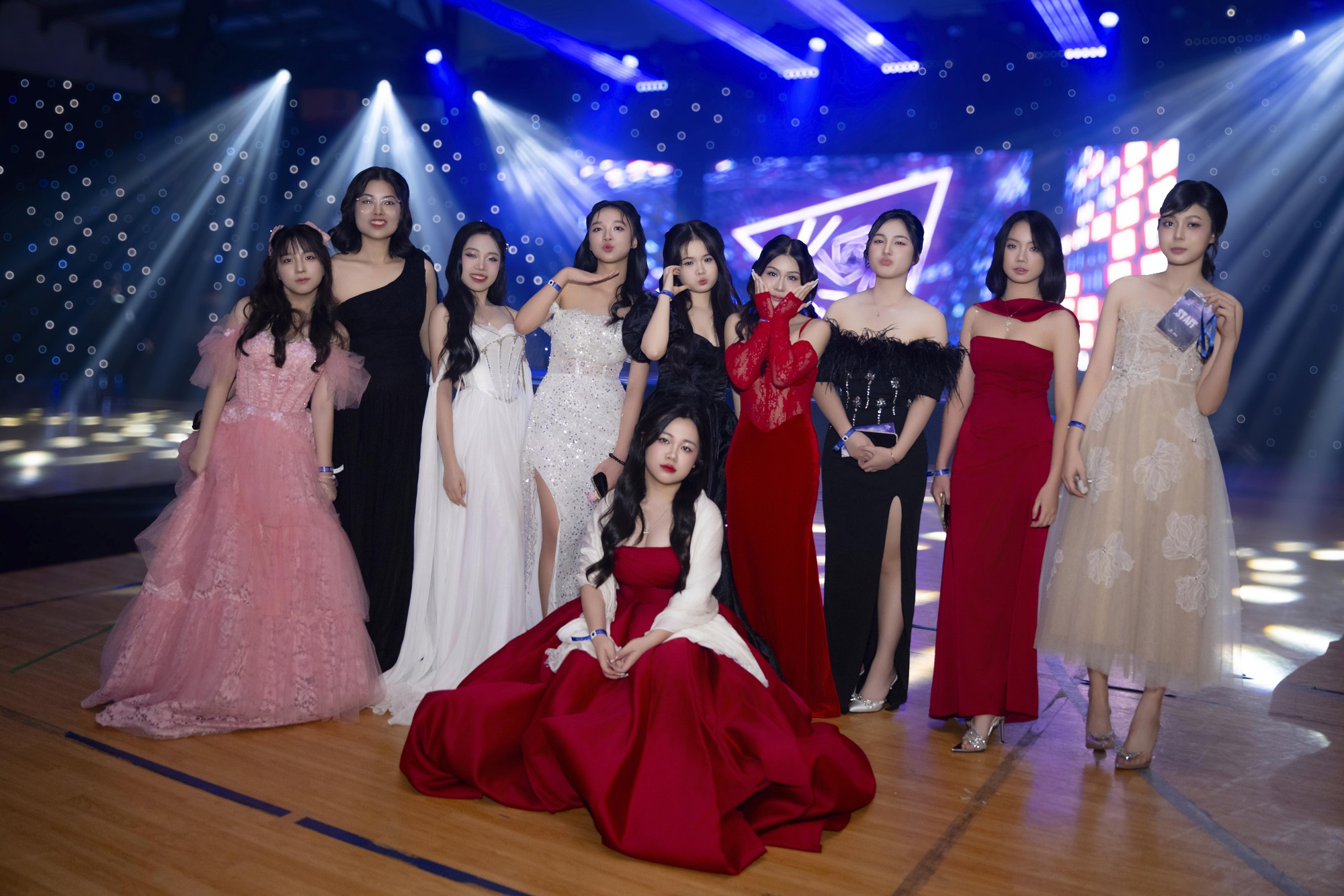 Prom cuối cấp sang - xịn của trường quốc tế: Quá nhiều "công chúa" xuất hiện và 2 chữ ĐẲNG CẤP là không đủ!- Ảnh 1.