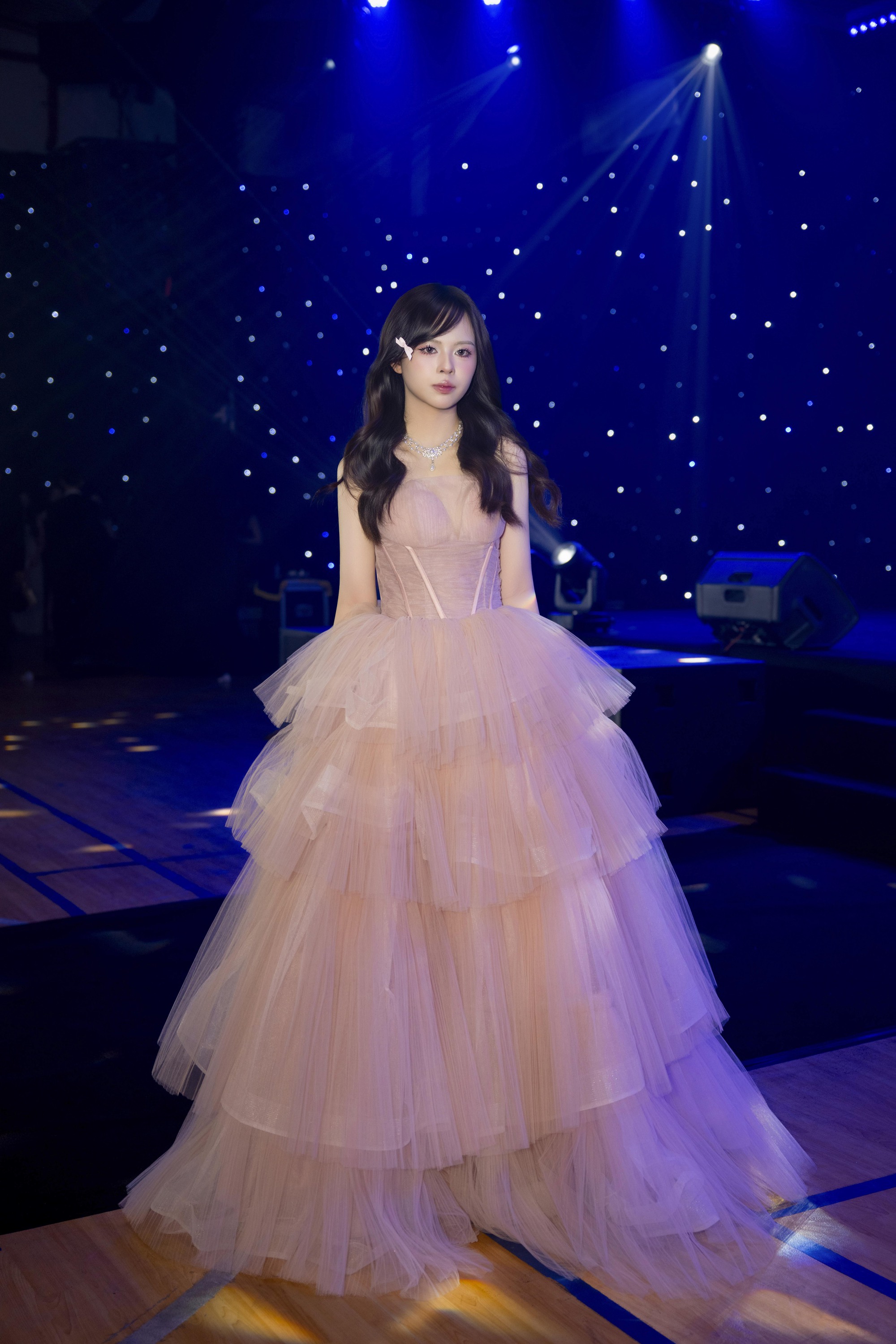 Prom cuối cấp sang - xịn của trường quốc tế: Quá nhiều "công chúa" xuất hiện và 2 chữ ĐẲNG CẤP là không đủ!- Ảnh 9.