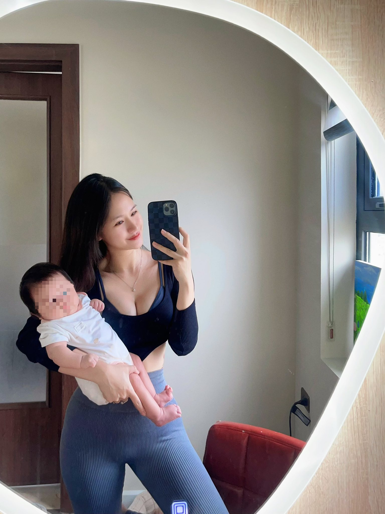 Sinh mổ lần 2 ở tuổi 35 nhưng chỉ 3,5 tháng sau đã có bụng gọn săn chắc, tóc không rụng 1 sợi: Mẹ 2 con tiết lộ bí quyết đơn giản, dễ học hỏi- Ảnh 8. Sinh mổ lần 2 ở tuổi 35 nhưng chỉ 3,5 tháng sau đã có bụng gọn săn chắc, tóc không rụng 1 sợi: Mẹ 2 con tiết lộ bí quyết đơn giản, dễ học hỏi- Ảnh 8.