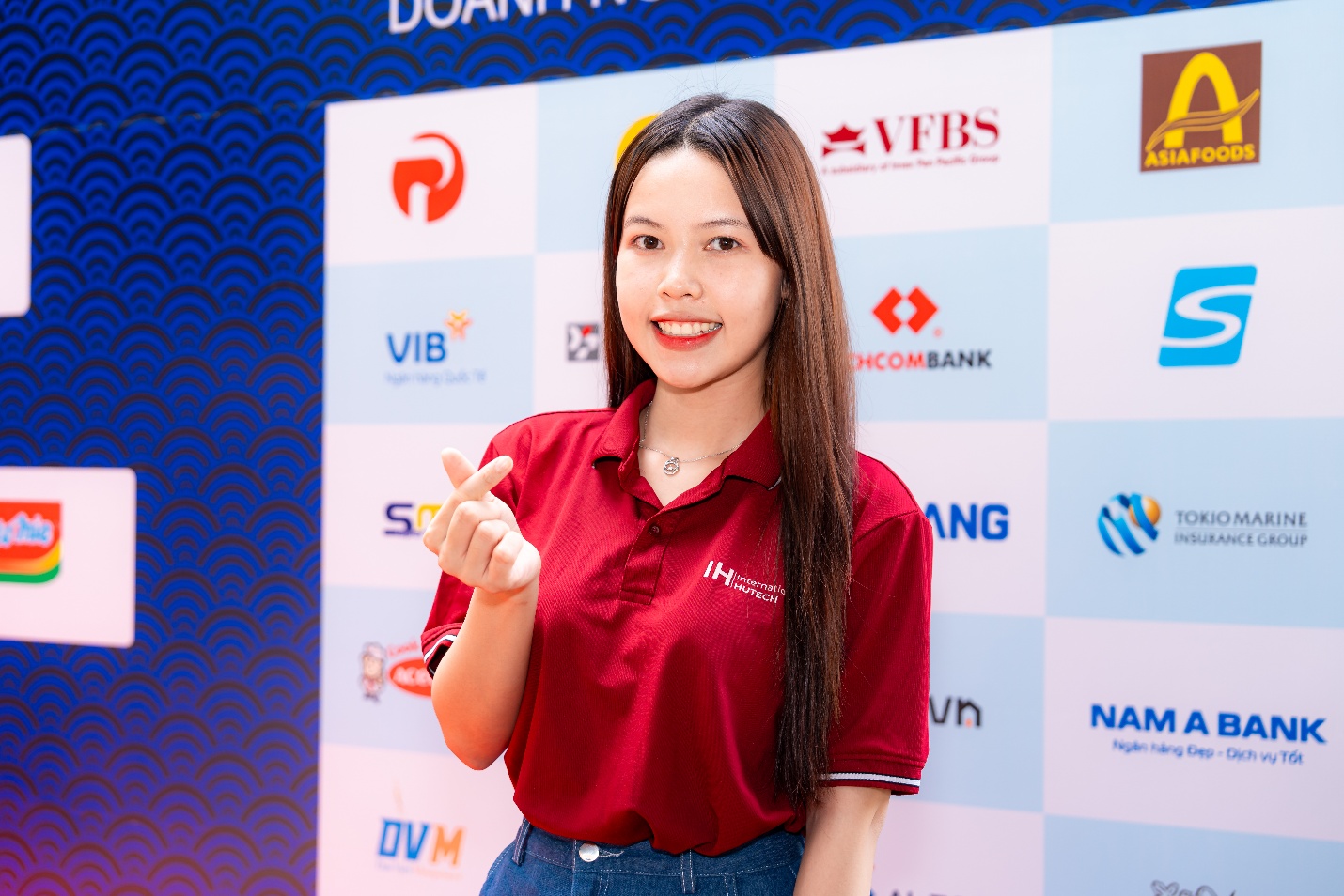 "Săn job" quốc tế, sinh viên HUTECH hội nhập thị trường lao động toàn cầu tại HUTECH International Job Fair 2025- Ảnh 4.