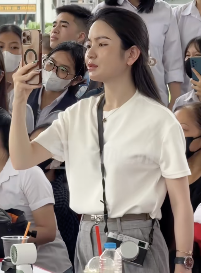 Cam thường bóc trần nhan sắc thật của Chu Thanh Huyền, khác xa ảnh tự đăng?- Ảnh 2.