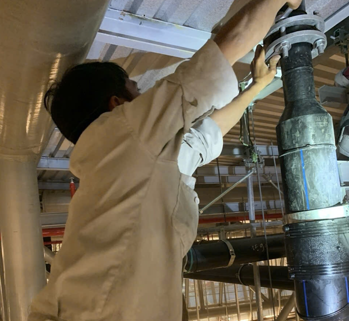 Nh&agrave; ga T3 T&acirc;n Sơn Nhất bị dột, nước dội xuống s&agrave;n- Ảnh 4.